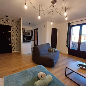 https://apt-studio-tres-agreable-avec-balcon-et-wi-fi.fr-provencehotel.com
